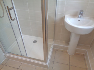 760mm x 1000mm shower 