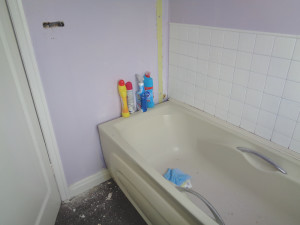 Old Bath with Gap between the bath and the wall
