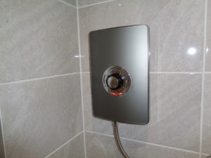 Triton Aspirante Electric Shower Gun Metal Grey 9.5kw