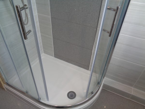 760mm wide by 1100mm quadrant shower 