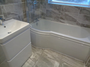 P Shaped Shower Bath and Vanity Storage Basin with Draws