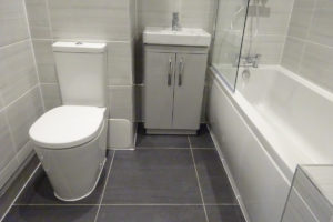 Bathroom toilet vanity unit straight bath