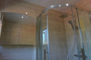 Shower Room with 100cm by 80cm 8mm shower screen enclosure