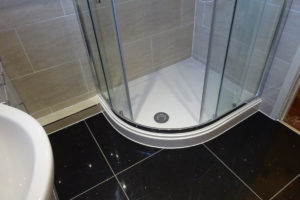 Shower Room with 100cm by 80cm Offset Quadrant Shower